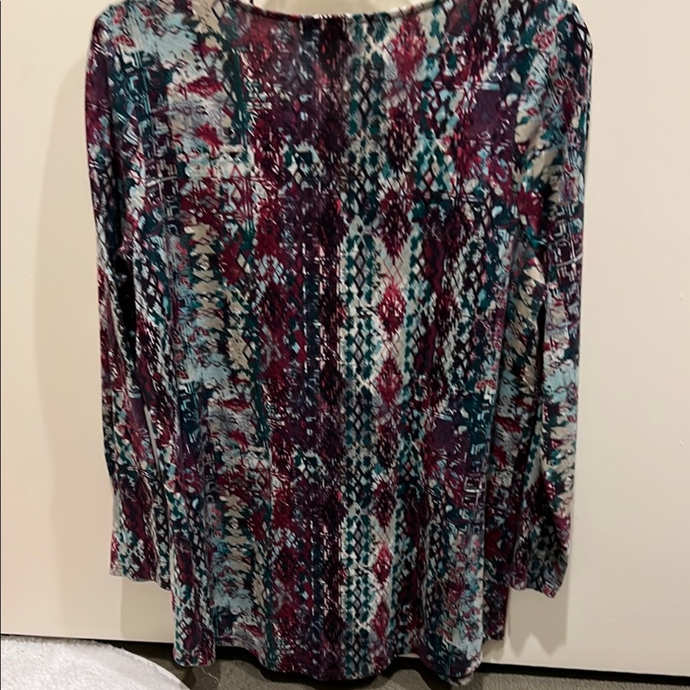 Women's Multicolor Patterned Top - Picture 3 of 3
